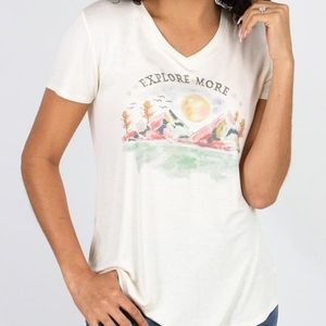 Grace & Lace graphic tee